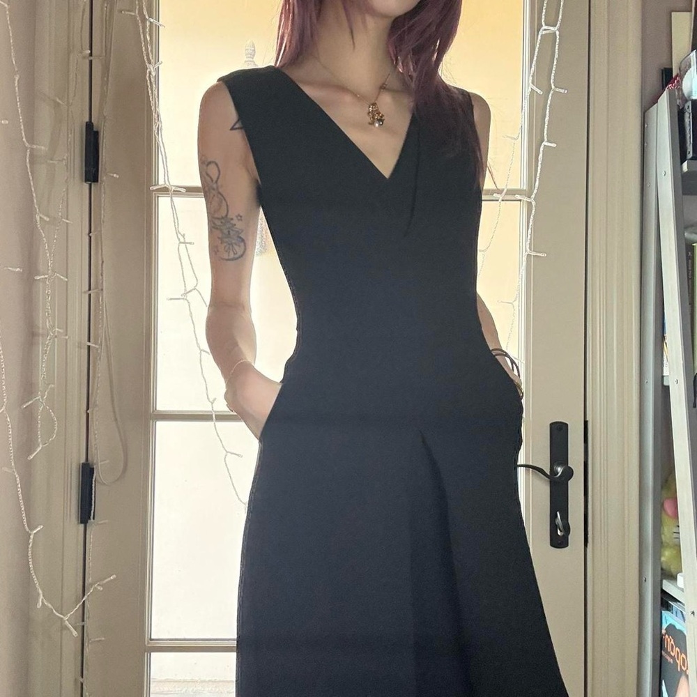 Vince Black V-neck Jumpsuit with Pockets and Pleated Legs
